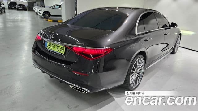 Mercedes-Benz S-Class 2025 — Photo 12/20