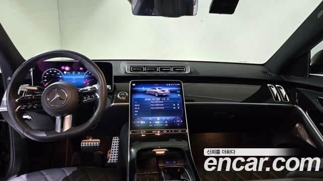 Mercedes-Benz S-Class 2025 — Photo 15/20