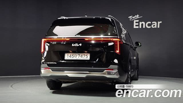 Kia Carnival 2024 — ფოტო 4/20