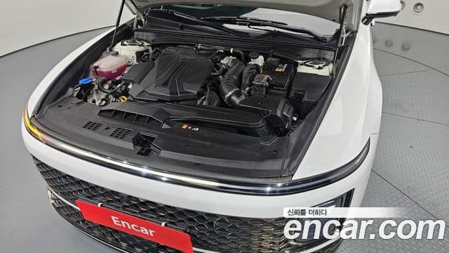 Hyundai Grandeur 2022 — ფოტო 6/20