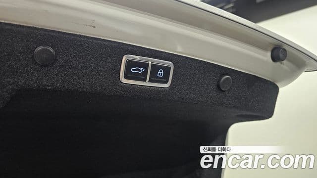 Hyundai Grandeur 2022 — ფოტო 20/20