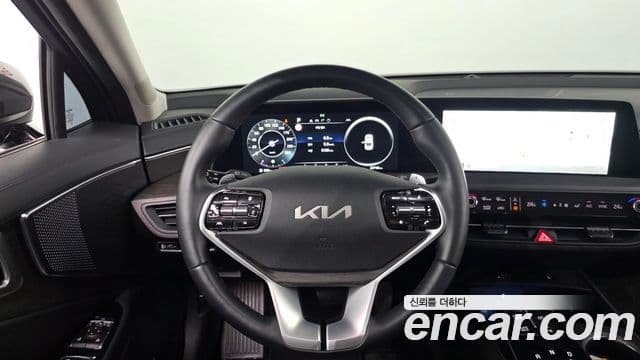 Kia K8 2023 — Şəkil 13/20