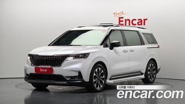 Kia Carnival 2022 — ფოტო 1/20