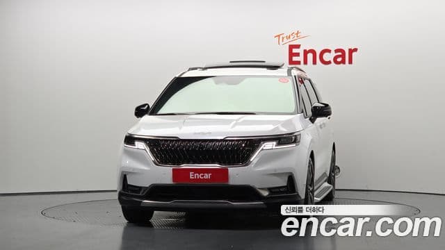 Kia Carnival 2022 — ფოტო 3/20