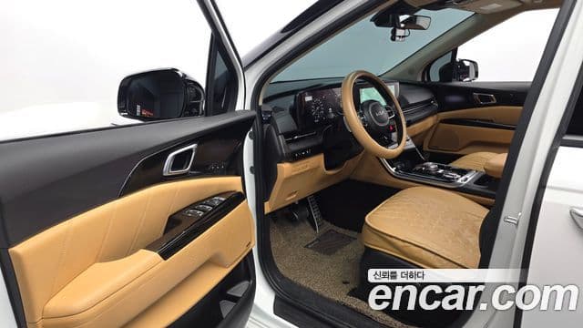 Kia Carnival 2022 — ფოტო 10/20