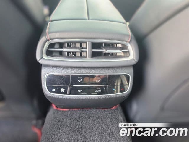 Genesis Electrified G80 2022 — Şəkil 12/20