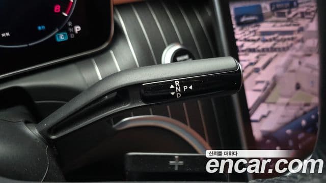 Mercedes-Benz C-Class 2024 — ფოტო 9/20