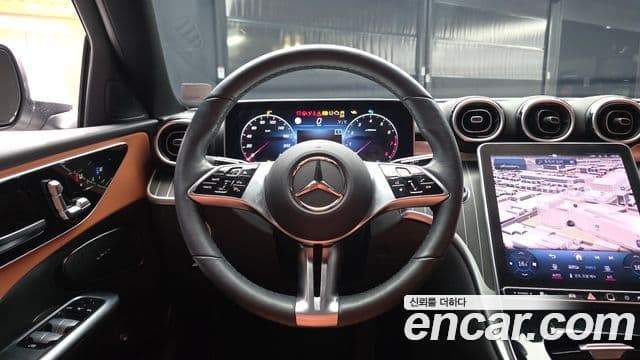 Mercedes-Benz C-Class 2024 — ფოტო 13/20