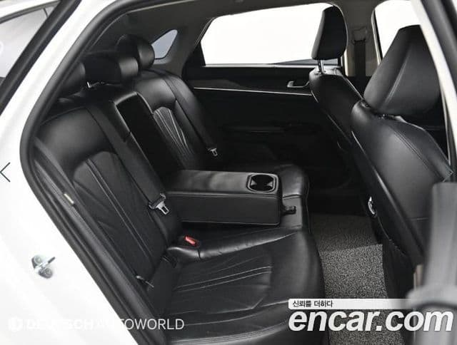 Kia K5 2021 — Şəkil 12/20