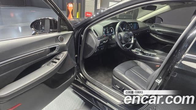 Hyundai Sonata 2022 — ფოტო 10/20