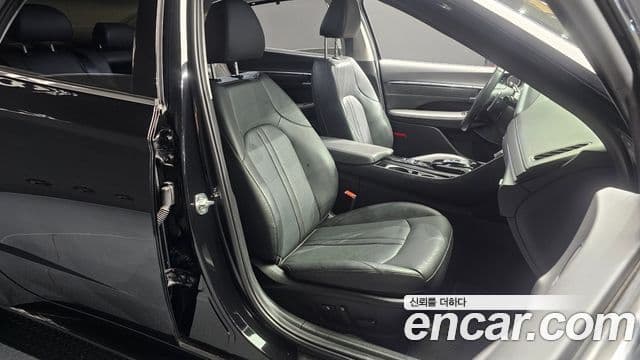 Hyundai Sonata 2022 — ფოტო 12/20