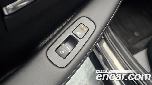 Hyundai Sonata 2022 — ფოტო 19/20