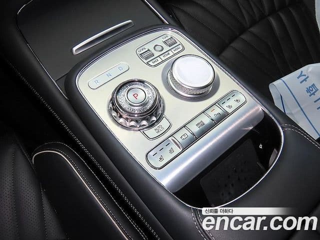 Genesis G90 2022 — ფოტო 11/20