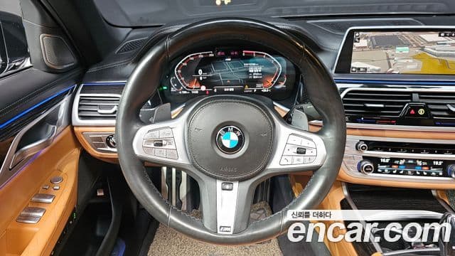 BMW 7 Series 2019 — ფოტო 13/20
