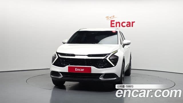 Kia Sportage 2022 — фото 2 из 20