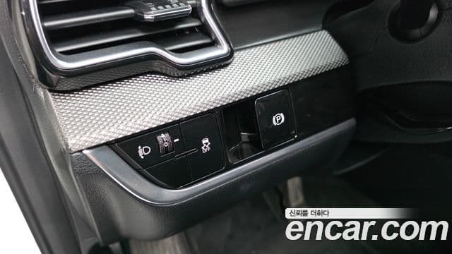 Kia Sportage 2022 — фото 18 из 20
