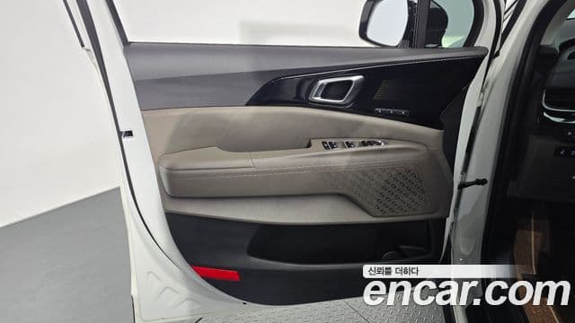 Kia Carnival 2024 — Photo 24/33