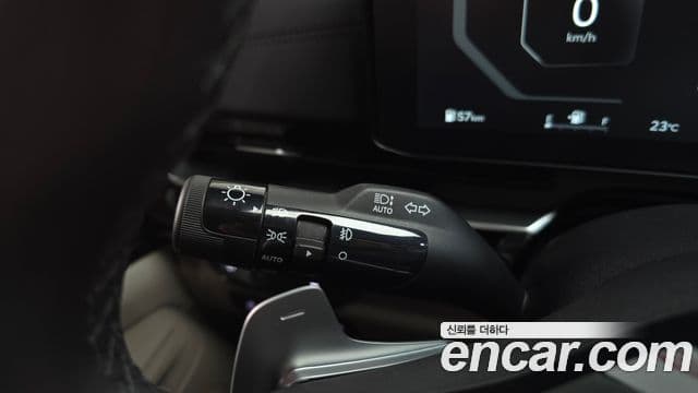 Kia Carnival 2024 — Photo 28/33