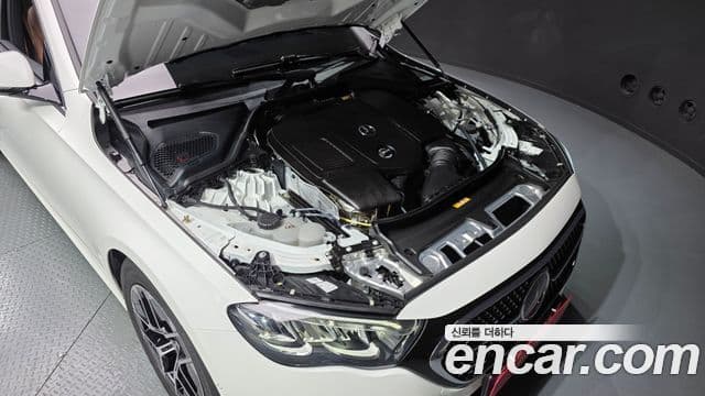 Mercedes-Benz E-Class 2025 — Фото 6/20