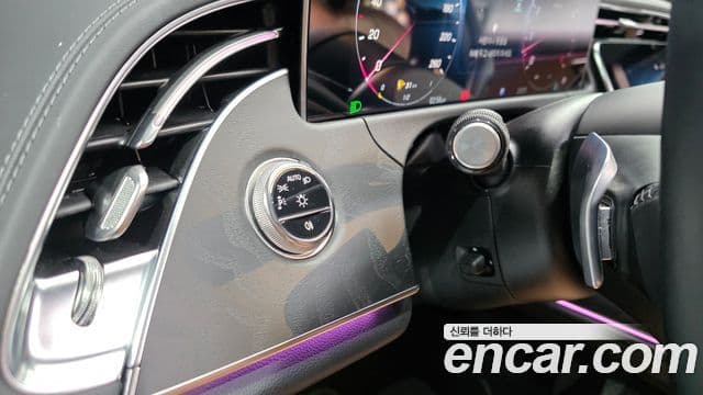 Mercedes-Benz E-Class 2025 — Фото 12/20