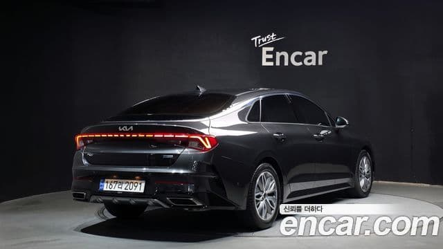 Kia K5 2021 — ფოტო 2/20