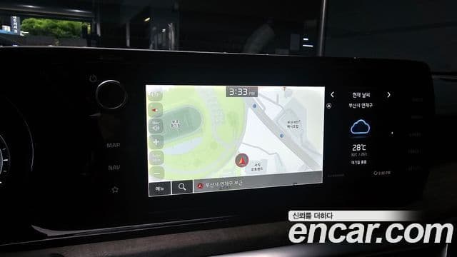 Kia K5 2021 — ფოტო 14/20