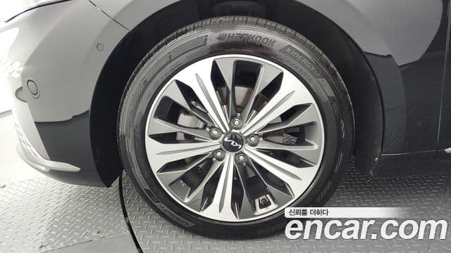 Kia K8 2022 — ფოტო 5/20