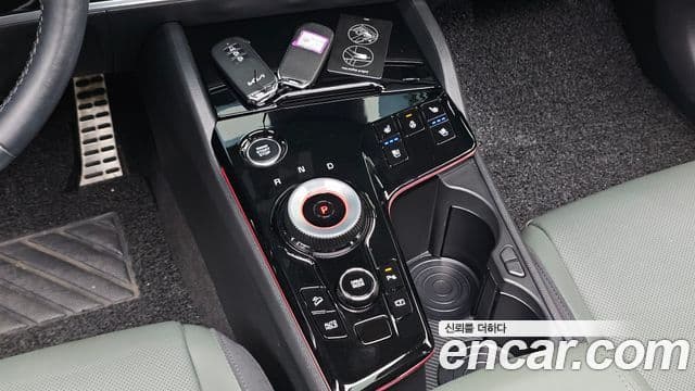Kia Sportage 2024 — ფოტო 9/20