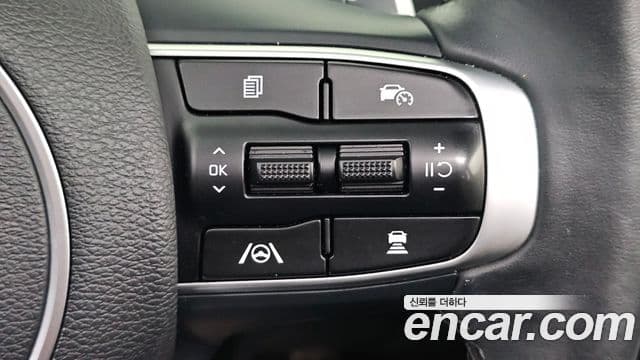Kia Sportage 2024 — ფოტო 17/20
