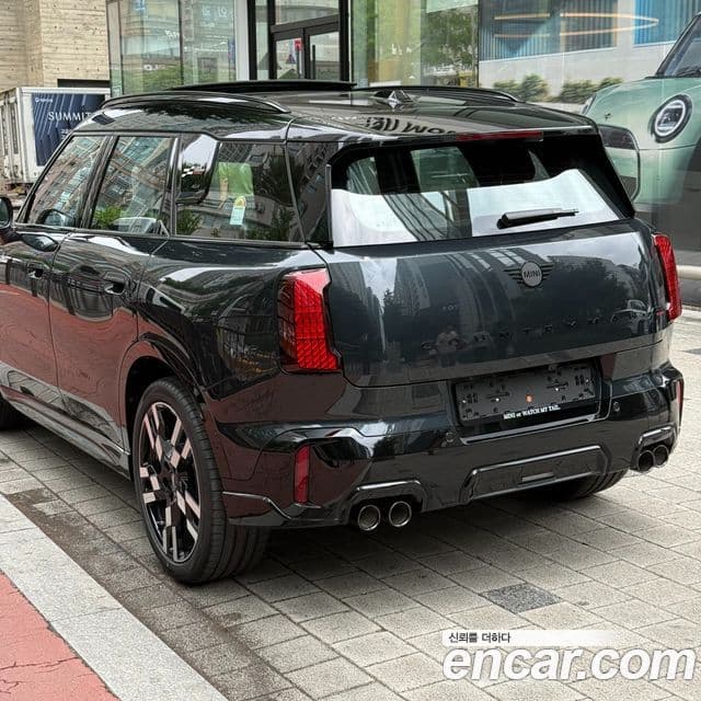 Mini Cooper S Countryman 2026 — фото 10 из 15