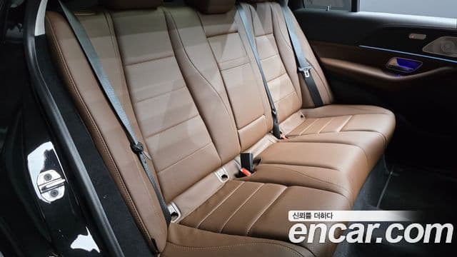Mercedes-Benz GLE-Class 2025 — Photo 5/30