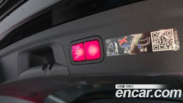 Mercedes-Benz GLE-Class 2025 — Photo 2/30