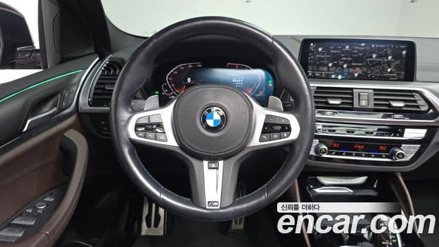 BMW X4 2021 — Şəkil 13/20