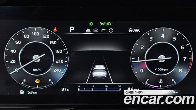 Kia Carnival 2022 — Фото 8/20