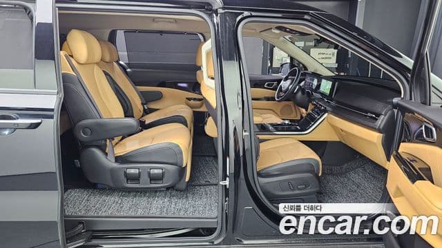 Kia Carnival 2022 — Фото 12/20