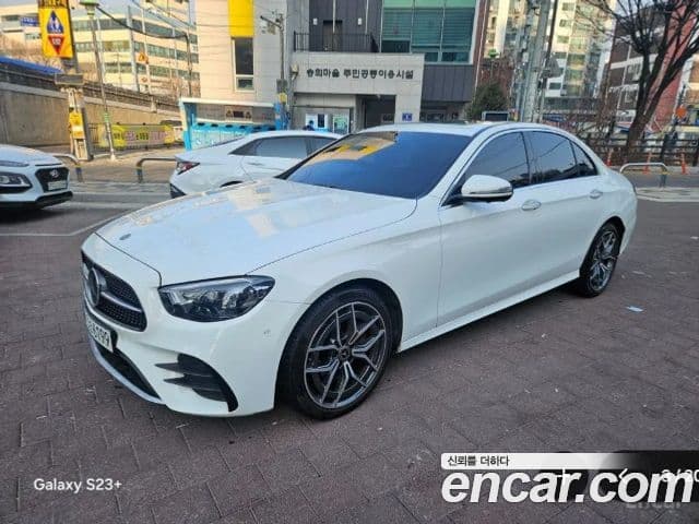Mercedes-Benz E-Class 2020 — ფოტო 2/20