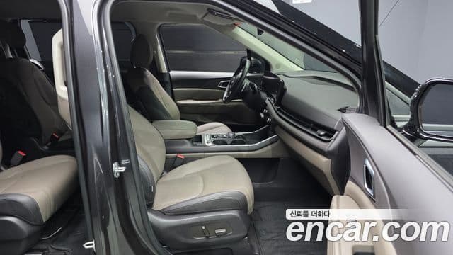 Kia Carnival 2024 — Şəkil 11/20