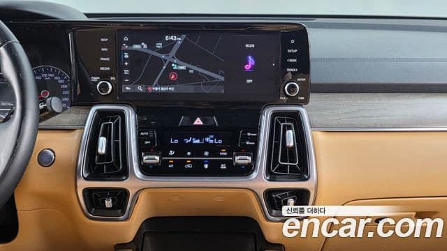 Kia Sorento 2022 — фото 14 из 20