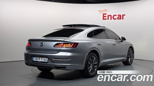 Volkswagen Arteon 2020 — ფოტო 2/20