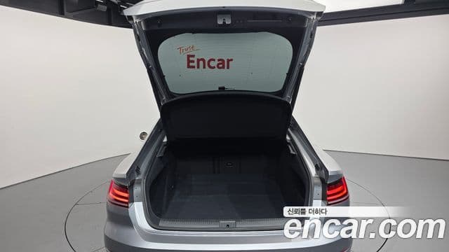 Volkswagen Arteon 2020 — ფოტო 19/20