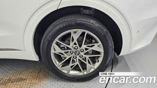 Genesis GV70 2022 — Photo 11/34