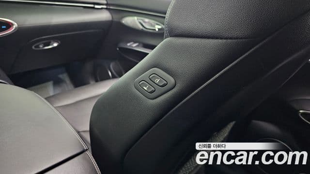 Genesis GV70 2022 — Photo 4/34