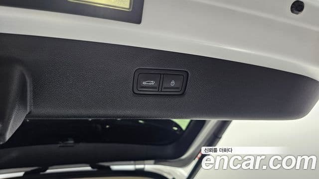Genesis GV70 2022 — Photo 9/34