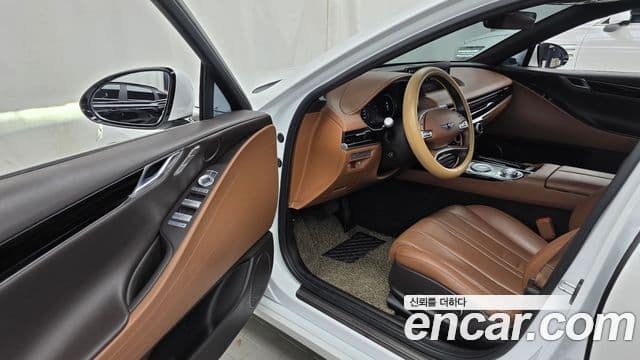 Genesis Electrified G80 2020 — Şəkil 10/20