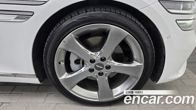 Genesis G80 2020 — Şəkil 36/37