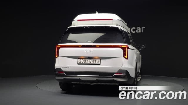 Kia Carnival 2024 — Şəkil 4/20