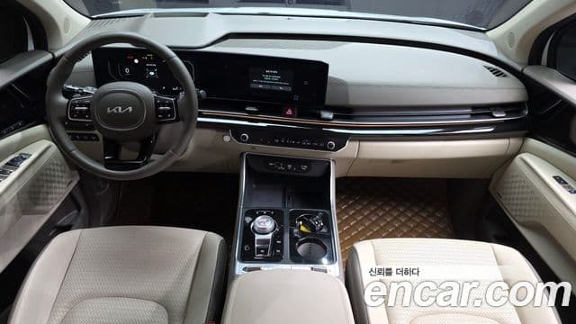 Kia Carnival 2024 — Şəkil 7/20