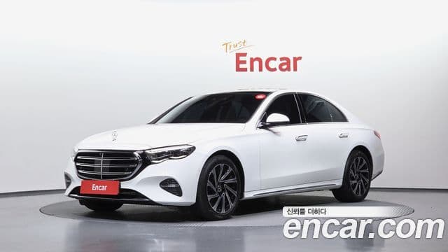 Mercedes-Benz E-Class 2024 — ფოტო 10/20