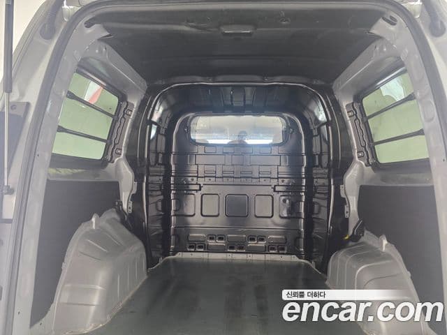Hyundai Staria 2024 — Şəkil 14/20