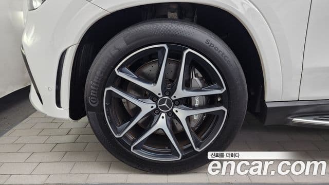 Mercedes-Benz GLE-Class 2023 — ფოტო 5/20